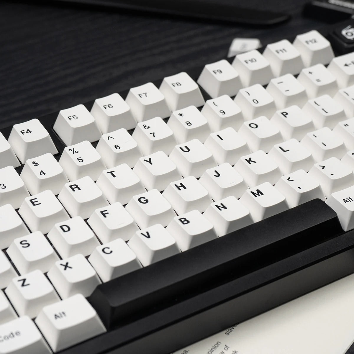 WoB Bow PBT Keycap Set